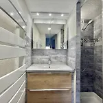 Agence Acapulco 아파트 *